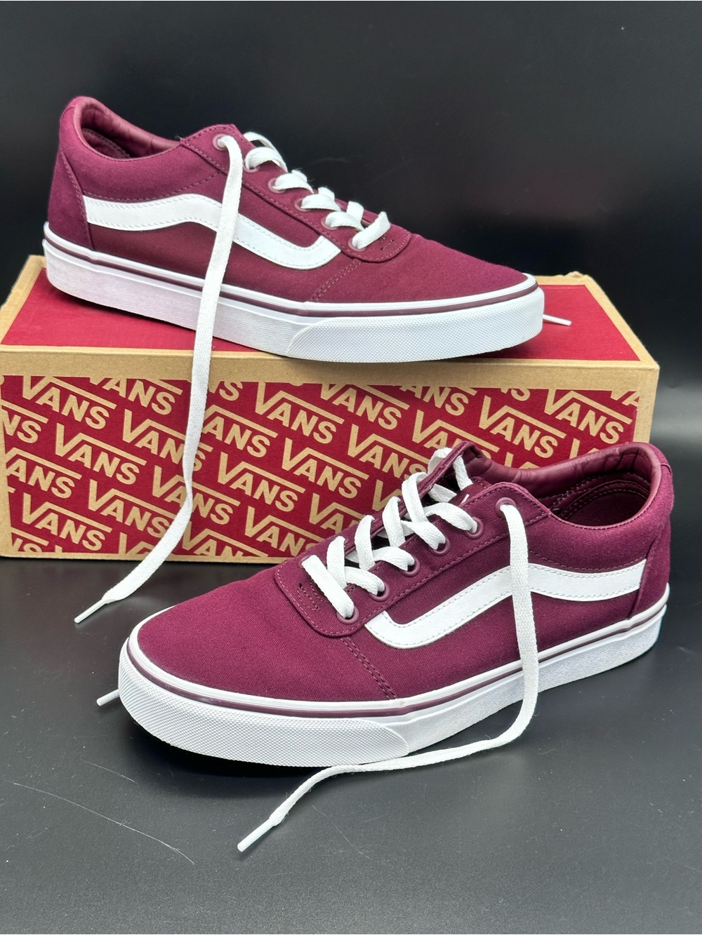 Size 10 Vans Ward Low Top Women’s Sneakers Burgundy Canvas White Stripe Shoes - Picture 14 of 14